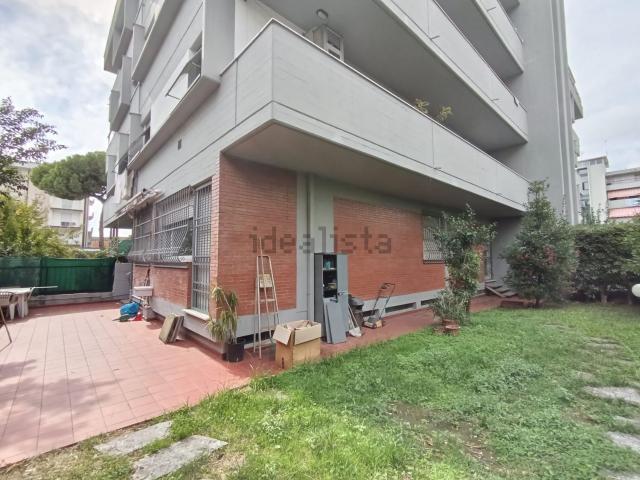 Appartamento in vendita di 109 m² in Via G. Carducci