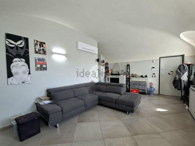 Appartamento in vendita di 109 m² in Via G. Piumati, 92