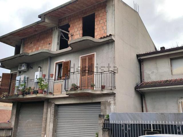 Appartamento in vendita di 109 m² in Via Giuseppe Garibaldi