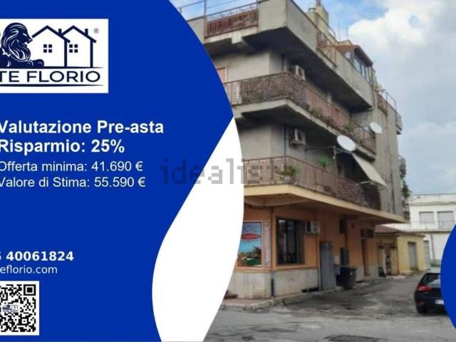 Appartamento in vendita di 109 m² in Via Giuseppe Lomoro