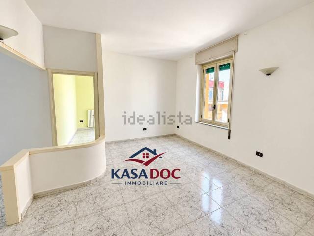 Appartamento in vendita di 109 m² in Via Giuseppe Schipani, 130