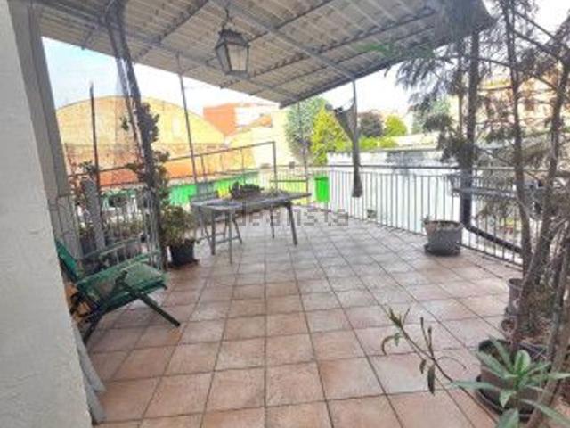 Appartamento in vendita di 109 m² in Via Guttuari