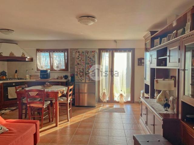 Appartamento in vendita di 109 m² in Via da Sole, 20
