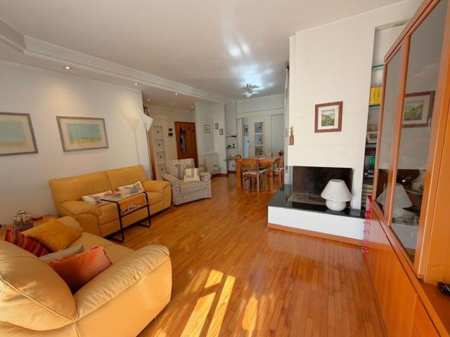 Appartamento in vendita di 109 m² in Via degli Oleandri