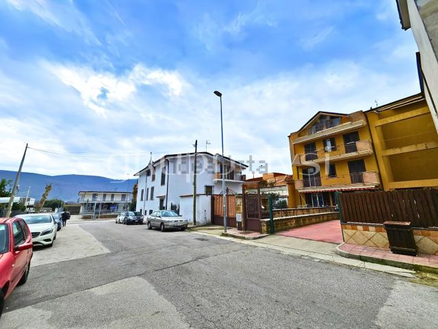 Appartamento in vendita di 109 m² in Via Dei Funari, 5