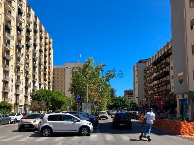 Appartamento in vendita di 109 m² in Via Enrico Fermi, 36