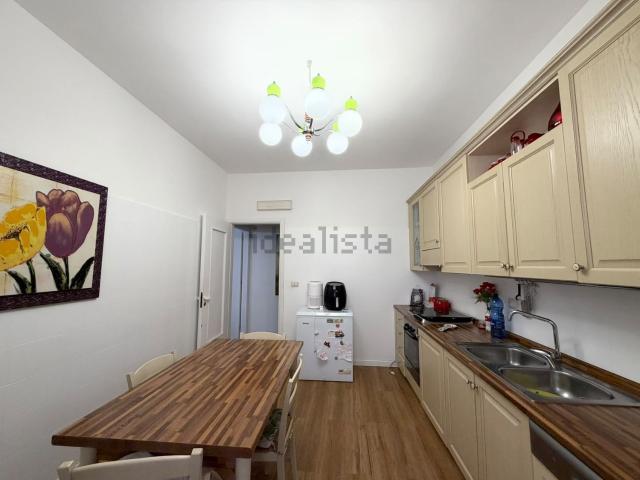 Appartamento in vendita di 109 m² in Via F. Lo Sardo, 43
