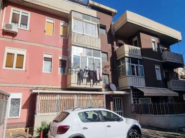 Appartamento in vendita di 109 m² in Via Francesco Zangri