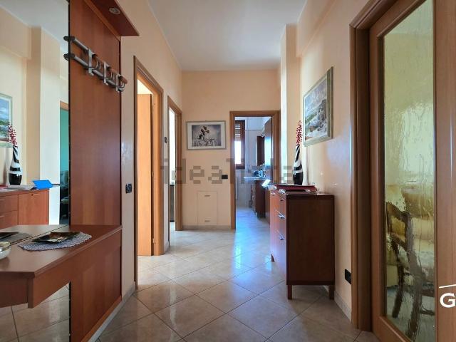 Appartamento in vendita di 109 m² in Via Ippolito Nievo