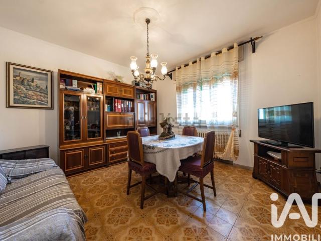 Appartamento in vendita di 109 m² in Via O. Pivari, 12