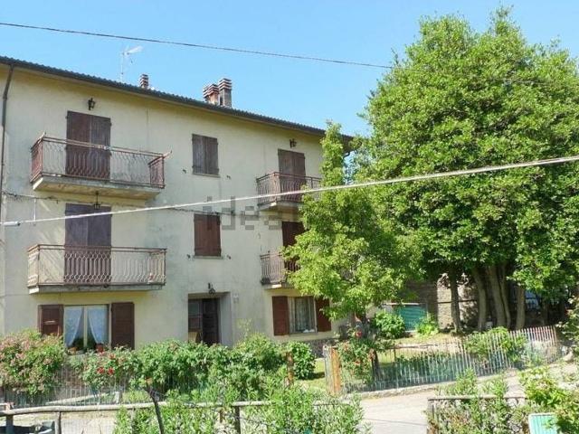 Appartamento in vendita di 109 m² in Via Monte Baducco, 31