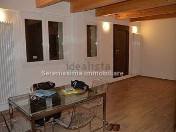 Appartamento in vendita di 109 m² in Via Monte Giove