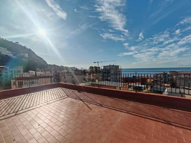 Appartamento in vendita di 109 m² in Via Sottopassaggio Savino Vitagliano