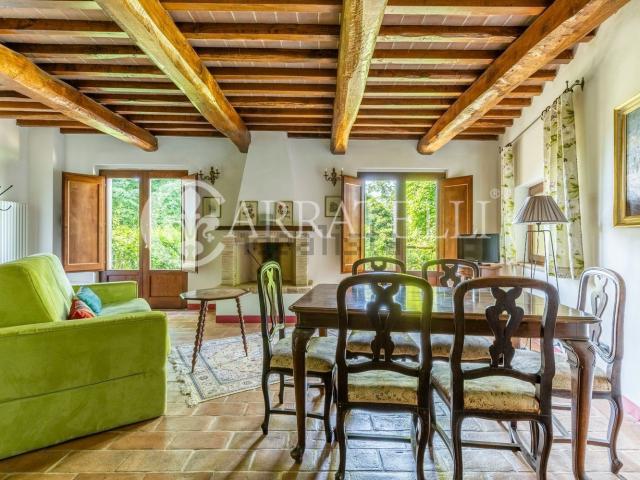 Appartamento in vendita di 109 m² in Via Salvo D&apos Acquisto, 5