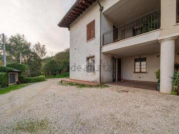 Appartamento in vendita di 109 m² in Via San Gallo, 170