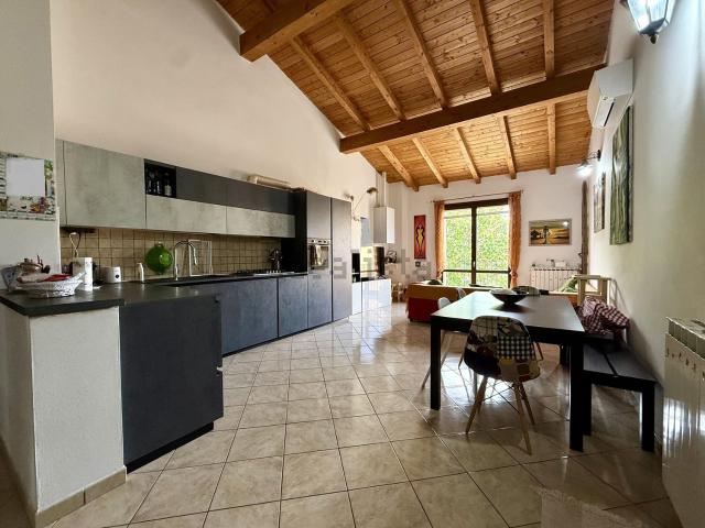 Appartamento in vendita di 109 m² in Via San Vitale Ovest, 2972
