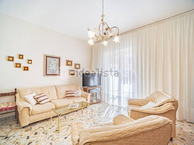 Appartamento in vendita di 109 m² in Via Pier Delfino Pesce