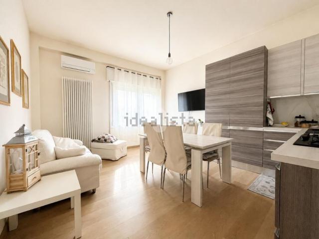 Appartamento in vendita di 109 m² in Via R. Sanzio, 17