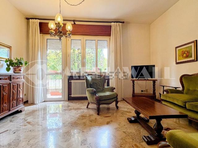 Appartamento in vendita di 109 m² in Via Ungaresca, 90