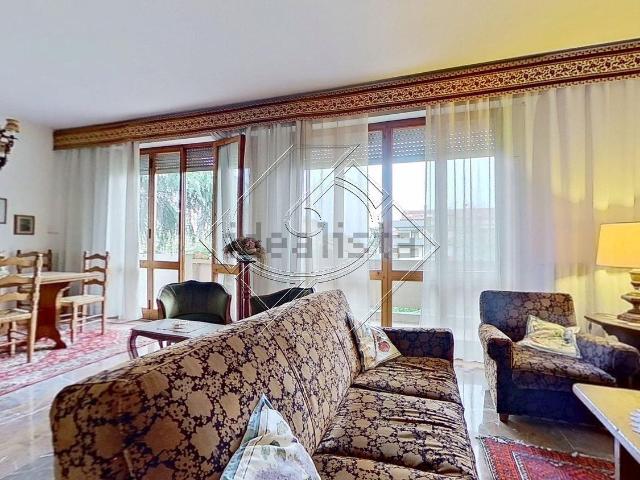 Appartamento in vendita di 109 m² in Via Ulisse Cambi