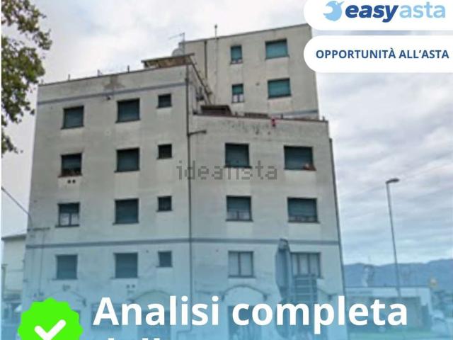Appartamento in vendita di 109 m² in Viale Adua, 293