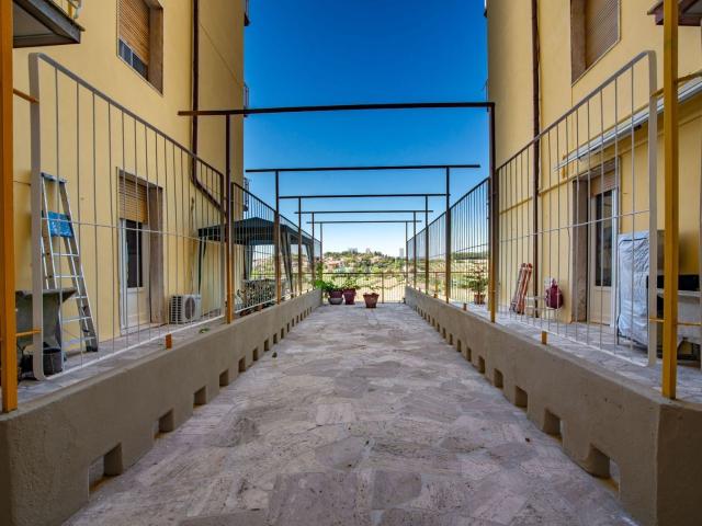 Appartamento in vendita di 109 m² in Viale Camillo Benso di Cavour