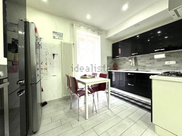 Appartamento in vendita di 109 m² in Vicolo dell&apos Arco, 2