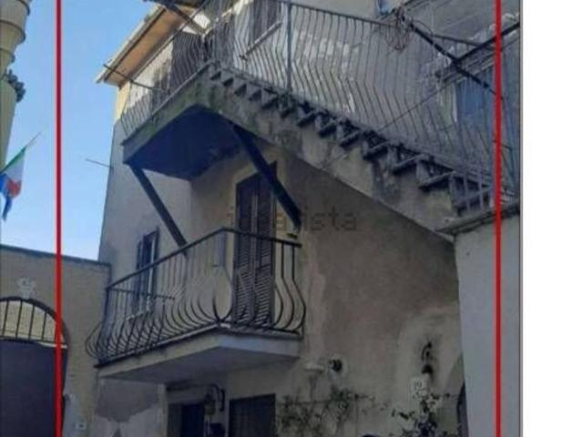 Appartamento in vendita di 109 m² in Vicolo dell&apos Ariola, 11