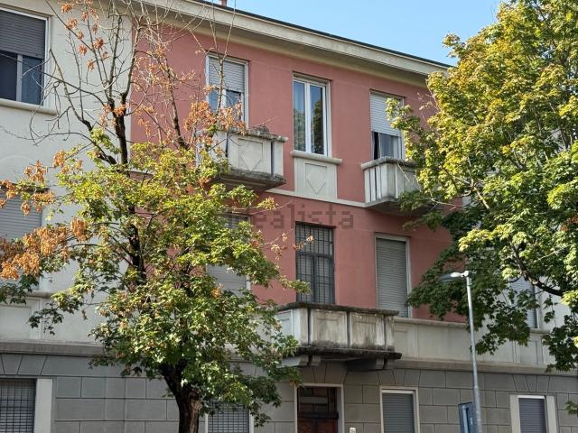 Appartamento in vendita di 109 m² in Corso XXVII Marzo, 104