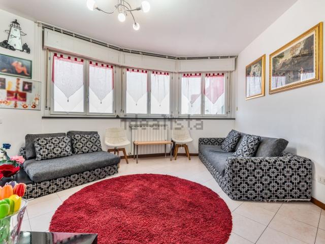 Appartamento in vendita di 109 m² in Piazza dei Popoli, 13