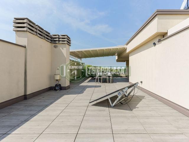 Appartamento in vendita di 109 m² in Strada Comunale della Roveda, 3