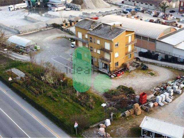 Appartamento in vendita di 1100 m² in Via Antonio Gramsci, 7