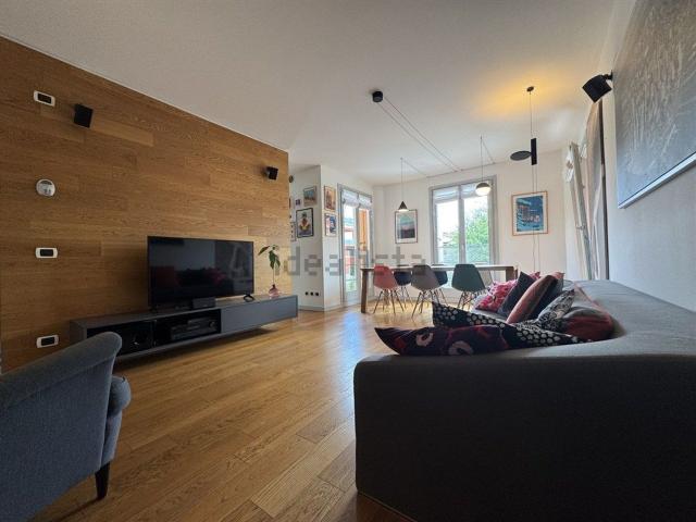 Appartamento in vendita di 110 m² in Via Vallona