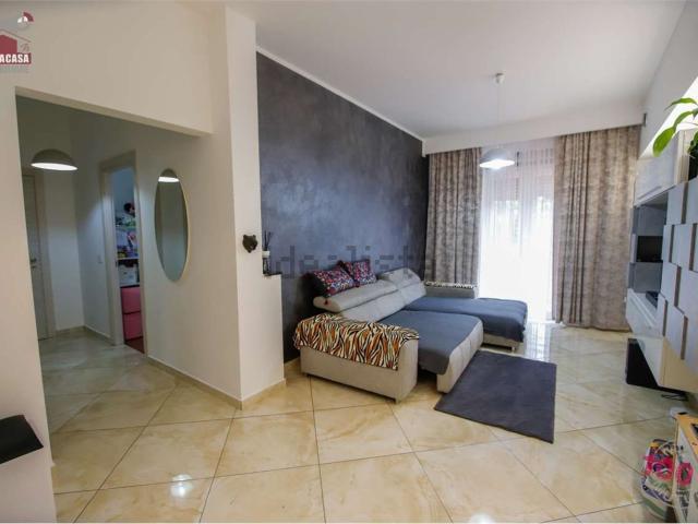 Appartamento in vendita di 110 m² in Via degli Abeti, 41
