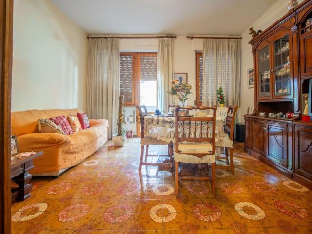 Appartamento in vendita di 110 m² in Via Massetana