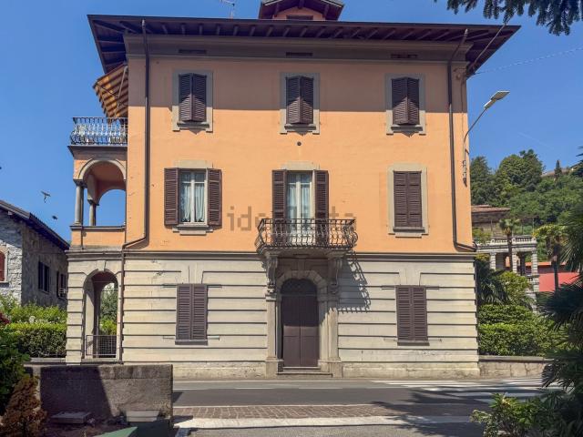 Appartamento in vendita di 110 m² in Via Como