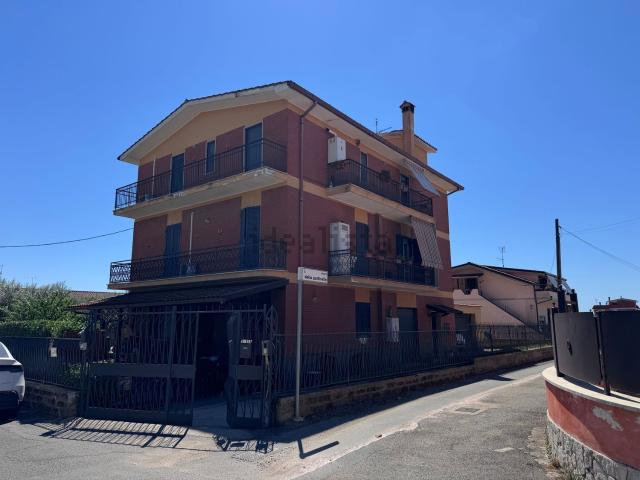 Appartamento in vendita di 110 m² in Via Coriolano, 34