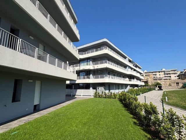 Appartamento in vendita di 110 m² in Via Costalunga