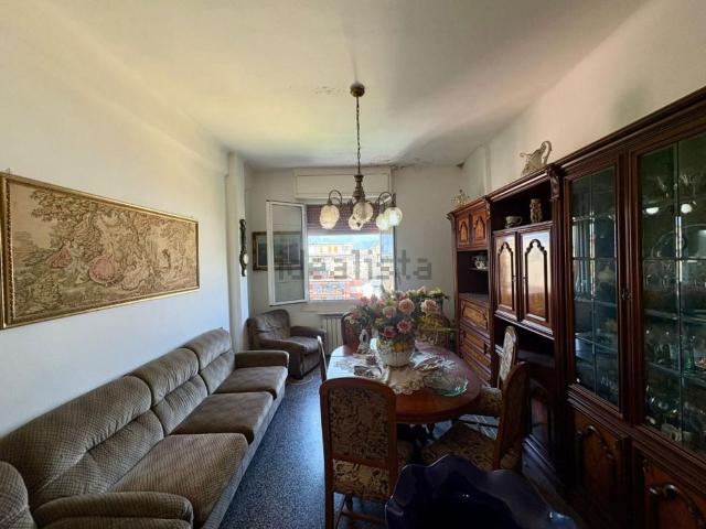 Appartamento in vendita di 110 m² in Via Costantino e Maria Brighenti, 10