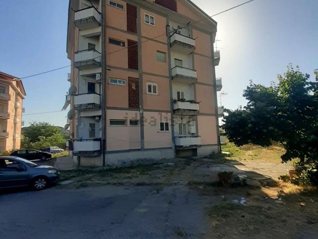 Appartamento in vendita di 110 m² in Via Caduti di Melissa