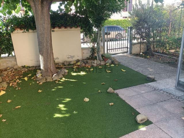 Appartamento in vendita di 110 m² in Via Caduti in Russia