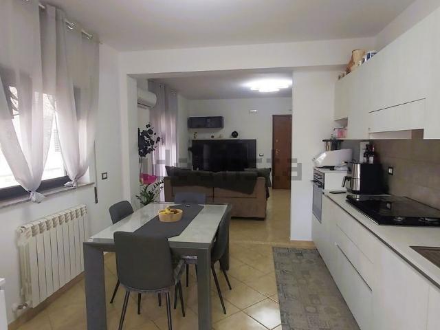 Appartamento in vendita di 110 m² in Via Calabria, 39