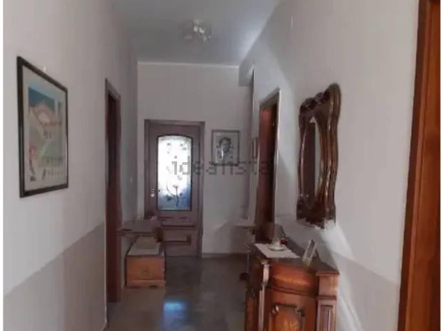 Appartamento in vendita di 110 m² in Via Camillo Benso Conte di Cavour
