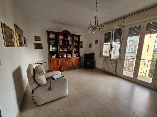 Appartamento in vendita di 110 m² in Via Campania