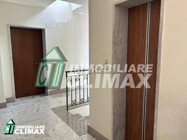 Appartamento in vendita di 110 m² in Via Capitano Luigi Laviano