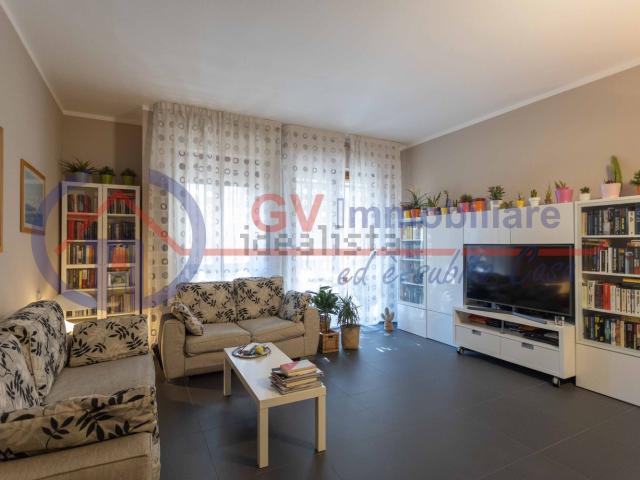 Appartamento in vendita di 110 m² in Via Capodistria
