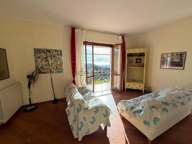 Appartamento in vendita di 110 m² in Via Cappella Nuova, 53