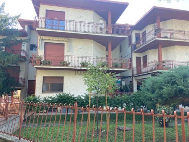Appartamento in vendita di 110 m² in Via Carlo Cattaneo, 4