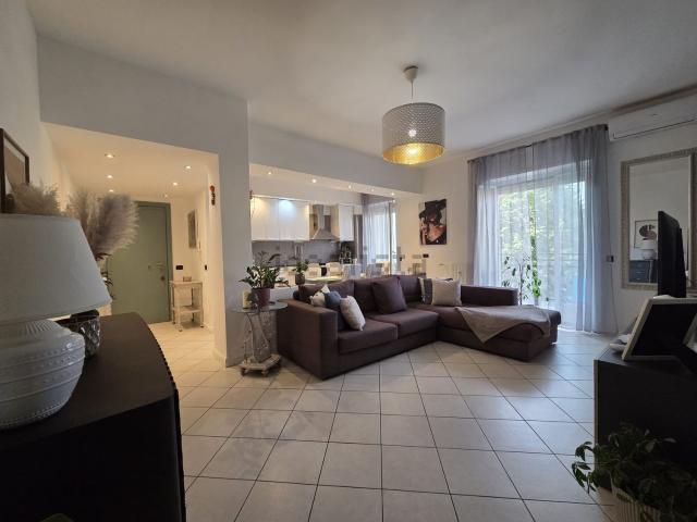 Appartamento in vendita di 110 m² in Via Carroccio, 35