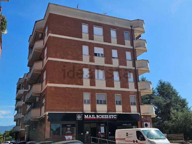 Appartamento in vendita di 110 m² in Via Casilina Nord, 38
